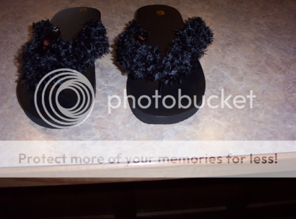 000_0986.jpg Black flip flops picture by spark56_photo