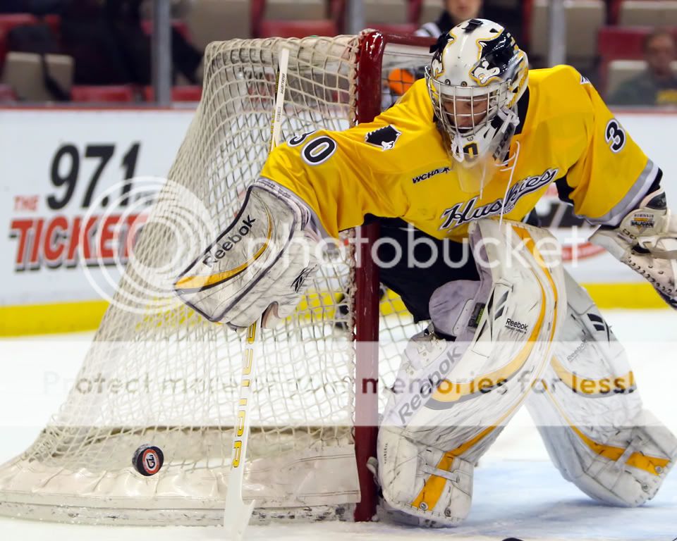 IMAGE: http://i321.photobucket.com/albums/nn395/TTurrill/GLI%20Thursday%202009%204PM%20Mich%20St%20vs%20Mich%20Tech/TCT_9739.jpg