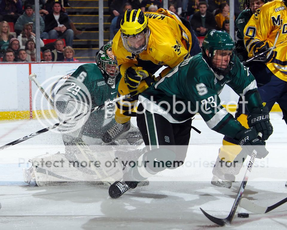 IMAGE: http://i321.photobucket.com/albums/nn395/TTurrill/Mich%20vs%20Mich%20State%201-30-2010/TURR1020.jpg