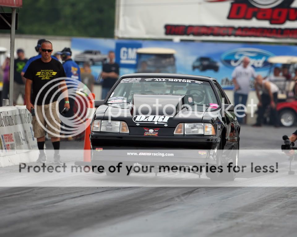 IMAGE: http://i321.photobucket.com/albums/nn395/TTurrill/Milan%20Heads-Up%206-4-2010/TCT_0312.jpg