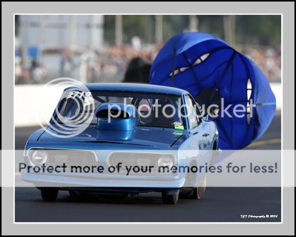 IMAGE: http://i321.photobucket.com/albums/nn395/TTurrill/Milan%20Heads-up%208-1-2008/TCTMilan-29.jpg?t=1217776887