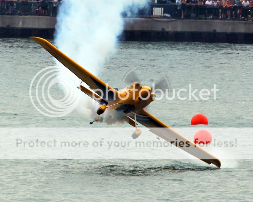 IMAGE: http://i321.photobucket.com/albums/nn395/TTurrill/Red%20Bull%202010/TURR-001.jpg